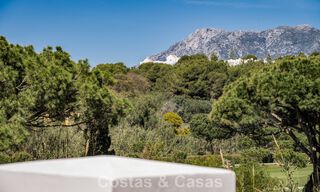 Luxurious renovated apartment with sea views for sale in an exclusive beach complex in Los Monteros, Marbella East 778364 