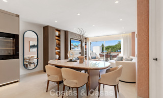 Luxurious renovated apartment with sea views for sale in an exclusive beach complex in Los Monteros, Marbella East 778369 