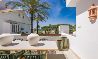 Stylish renovated apartment with sea views for sale in an exclusive beach complex in Los Monteros, Marbella East 778384 