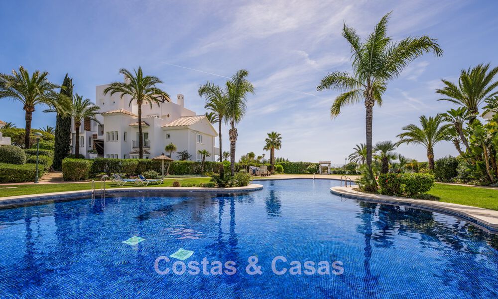 Stylish renovated apartment with sea views for sale in an exclusive beach complex in Los Monteros, Marbella East 778387