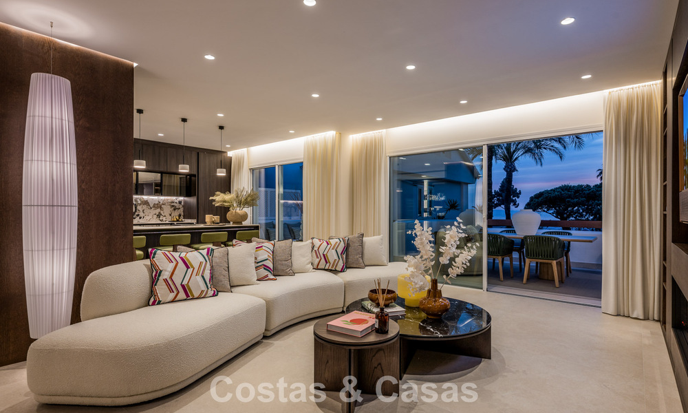 Stylish renovated apartment with sea views for sale in an exclusive beach complex in Los Monteros, Marbella East 778396