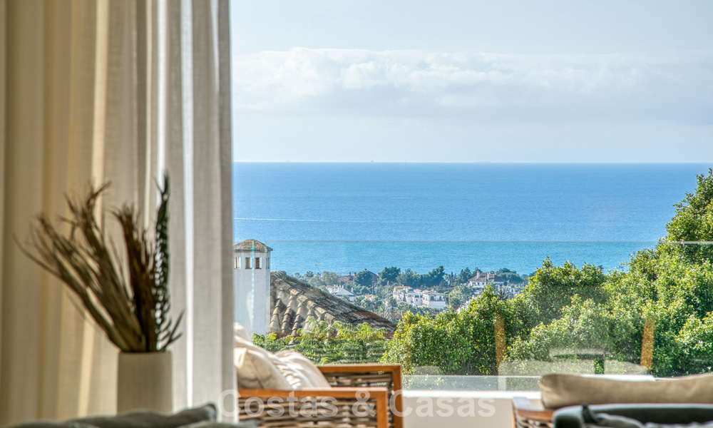Luxurious duplex apartment for sale with sea views in a high-end Sierra Blanca complex on Marbella’s Golden Mile 774573