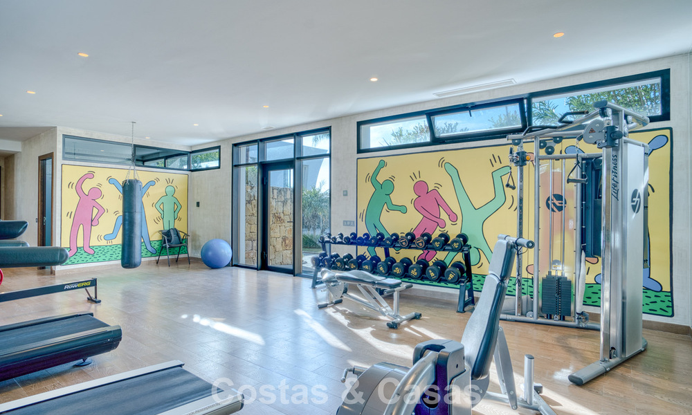 Luxurious duplex apartment for sale with sea views in a high-end Sierra Blanca complex on Marbella’s Golden Mile 774580