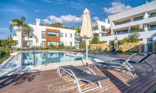 Luxurious duplex apartment for sale with sea views in a high-end Sierra Blanca complex on Marbella’s Golden Mile 774588 