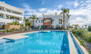 Luxurious duplex apartment for sale with sea views in a high-end Sierra Blanca complex on Marbella’s Golden Mile 774592 