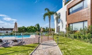 Luxurious duplex apartment for sale with sea views in a high-end Sierra Blanca complex on Marbella’s Golden Mile 774596 