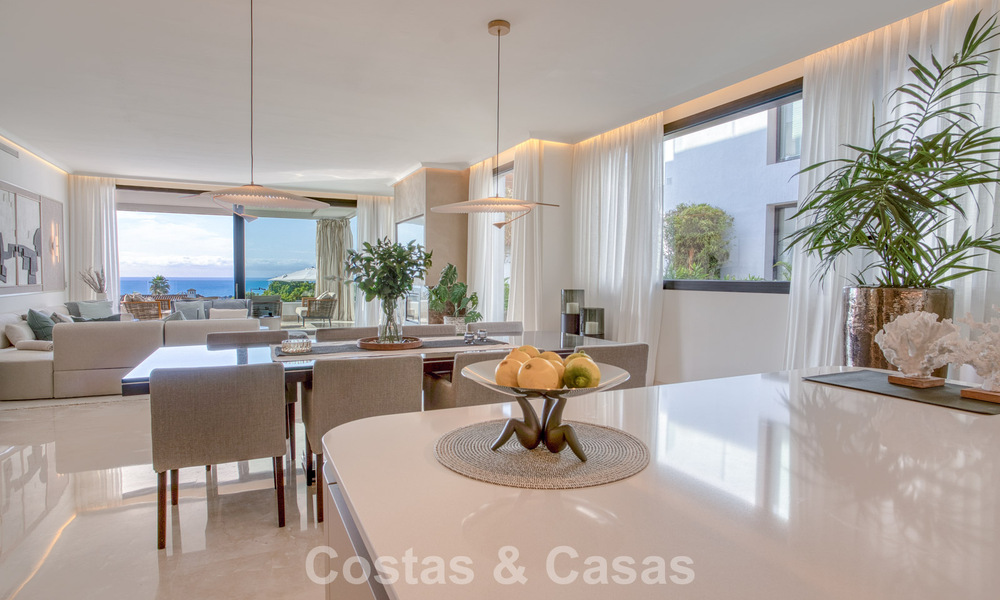 Luxurious duplex apartment for sale with sea views in a high-end Sierra Blanca complex on Marbella’s Golden Mile 774626