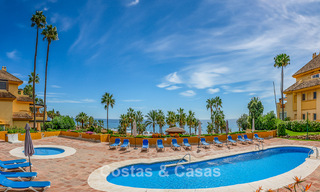 Spacious 3-bedroom apartment with panoramic sea views for sale in a beach complex east of Marbella centre 774642 