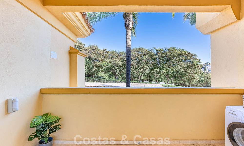 Spacious 3-bedroom apartment with panoramic sea views for sale in a beach complex east of Marbella centre 774686