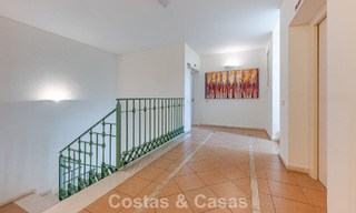 Spacious 3-bedroom apartment with panoramic sea views for sale in a beach complex east of Marbella centre 774724 