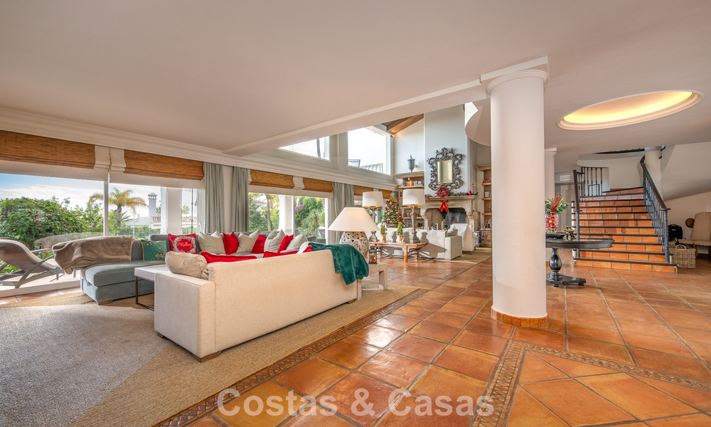 Beautiful Spanish style villa with stunning sea views for sale in Elviria, East Marbella 774791
