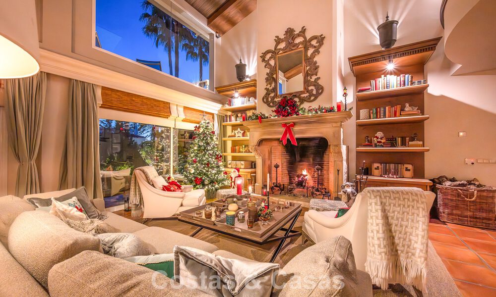 Beautiful Spanish style villa with stunning sea views for sale in Elviria, East Marbella 774812