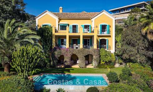Andalusian luxury villa for sale, in the exclusive and secure area of El Madroñal, Marbella - Benahavis 774827