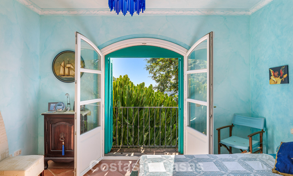 Andalusian luxury villa for sale, in the exclusive and secure area of El Madroñal, Marbella - Benahavis 774838