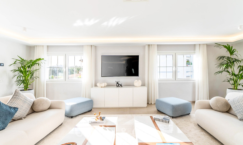 Stunning double penthouse with sea views for sale within walking distance of Puerto Banus, Marbella 774860