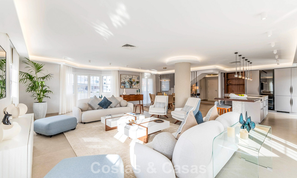 Stunning double penthouse with sea views for sale within walking distance of Puerto Banus, Marbella 774862