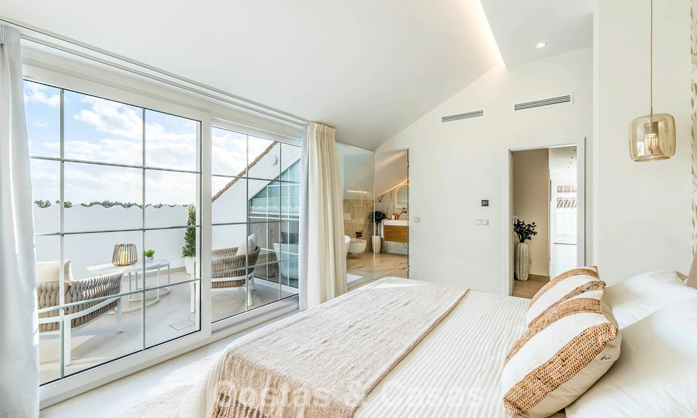 Stunning double penthouse with sea views for sale within walking distance of Puerto Banus, Marbella 774877