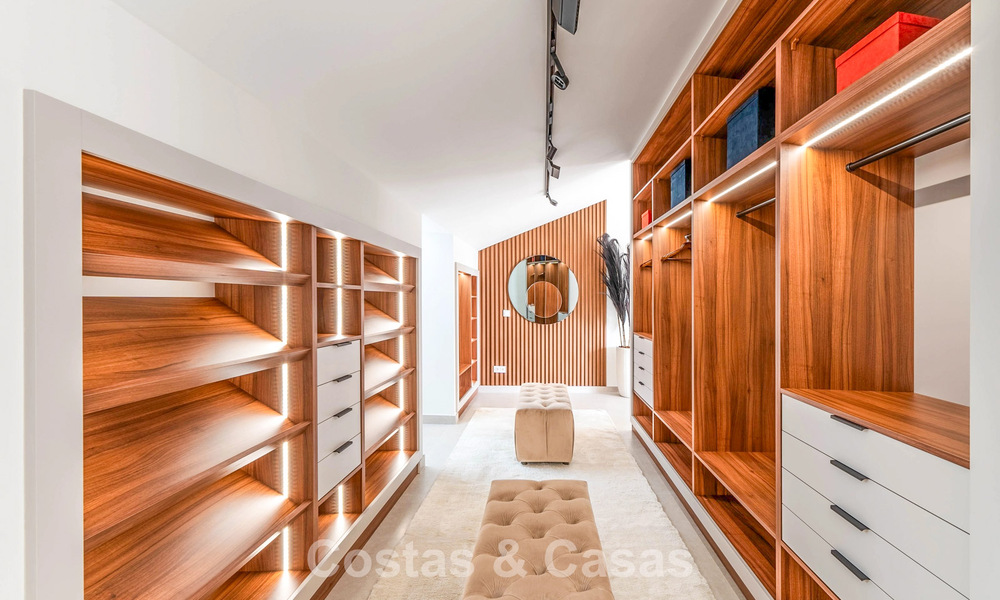 Stunning double penthouse with sea views for sale within walking distance of Puerto Banus, Marbella 774879