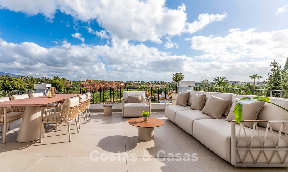 Stunning double penthouse with sea views for sale within walking distance of Puerto Banus, Marbella 774891