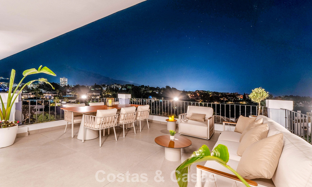 Stunning double penthouse with sea views for sale within walking distance of Puerto Banus, Marbella 774899
