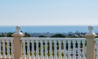 Classic Mediterranean villa for sale with panoramic sea views in an exclusive gated community in Marbella - Benahavis 774917 
