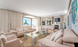 Classic Mediterranean villa for sale with panoramic sea views in an exclusive gated community in Marbella - Benahavis 774924 