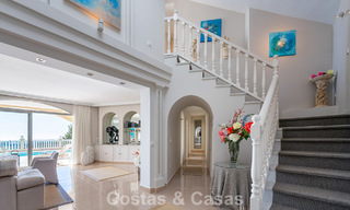Classic Mediterranean villa for sale with panoramic sea views in an exclusive gated community in Marbella - Benahavis 774930 