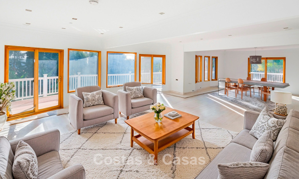 Majestic luxury villa with stunning sea views for sale, in a sought after urbanisation of Benahavis - Marbella 774957