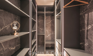 Luxurious renovated townhouse with sea views for sale, in a gated community on Marbella’s Golden Mile 774965 