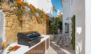Luxurious renovated townhouse with sea views for sale, in a gated community on Marbella’s Golden Mile 774978 