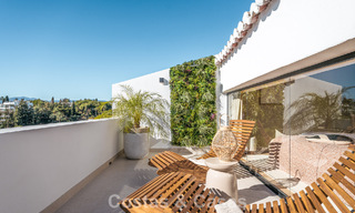Luxurious renovated townhouse with sea views for sale, in a gated community on Marbella’s Golden Mile 774986 
