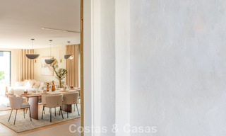 Luxurious renovated townhouse with sea views for sale, in a gated community on Marbella’s Golden Mile 774990 