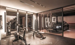 Luxurious renovated townhouse with sea views for sale, in a gated community on Marbella’s Golden Mile 774992 