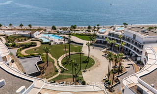 Move-in ready, modern, frontline beach apartment for sale in Estepona, Costa del Sol 775113 