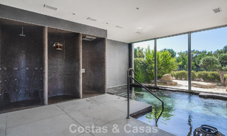 Move-in ready, modern, frontline beach apartment for sale in Estepona, Costa del Sol 775114 