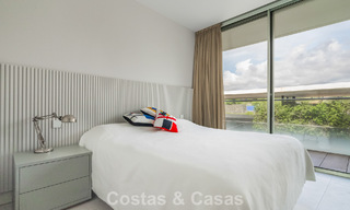 Move-in ready, modern, frontline beach apartment for sale in Estepona, Costa del Sol 775124 