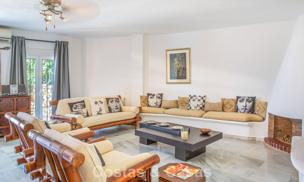 Spacious 4-bedroom townhouse with stunning sea views for sale in Marbella East 775128