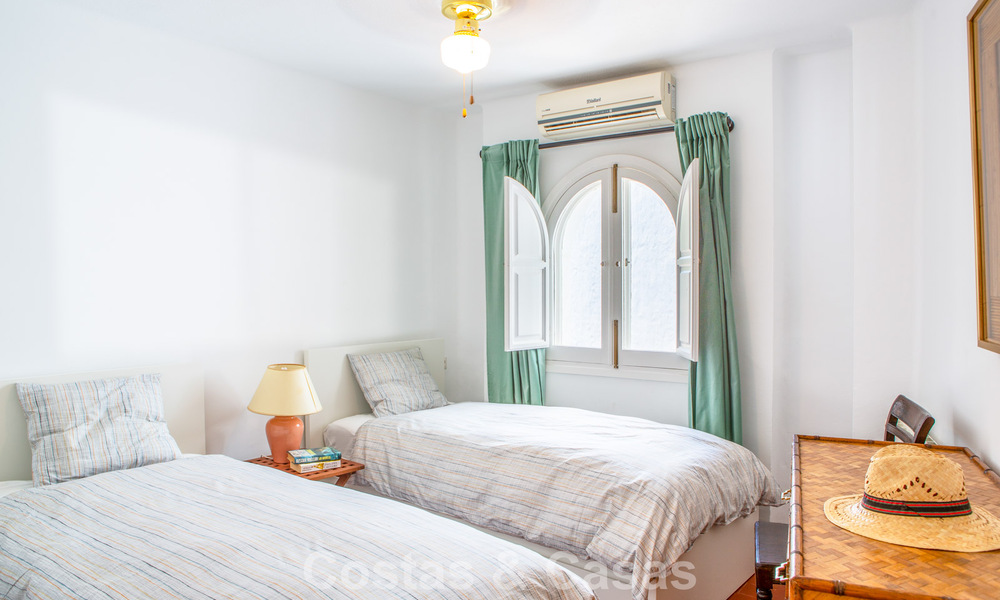 Spacious 4-bedroom townhouse with stunning sea views for sale in Marbella East 775139