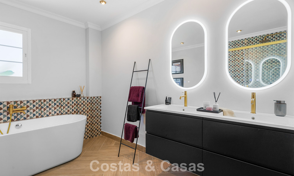 Move-in ready luxury villa in Mediterranean style for sale in a residential area in the golf valley of Mijas, Costa del Sol 775151