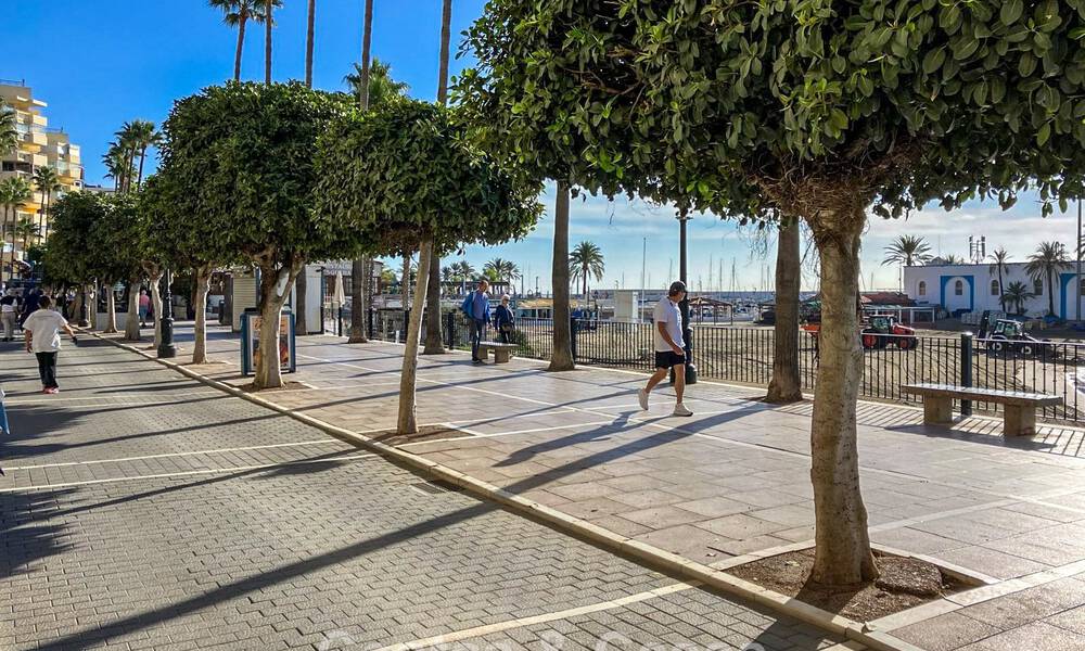 Frontline beach apartment with phenomenal views for sale in Marbella centre 775030