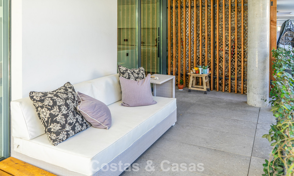 Modernist ground floor apartment in a gated community of Sotogrande, Costa del Sol 775351