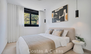 Recently built penthouse with spacious solarium for sale in gated complex in Benahavis - Marbella 775446 