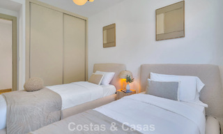 Recently built penthouse with spacious solarium for sale in gated complex in Benahavis - Marbella 775455 