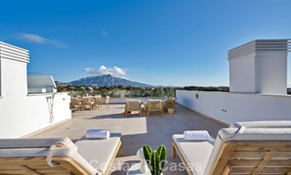 Recently built penthouse with spacious solarium for sale in gated complex in Benahavis - Marbella 775482 