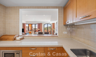 Spacious townhouse with beautiful golf and sea views for sale, in an exclusive golf urbanization in Benahavis - Marbella 775202 