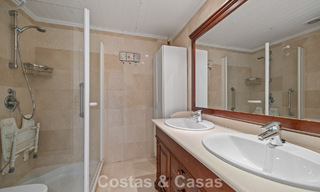 Spacious townhouse with beautiful golf and sea views for sale, in an exclusive golf urbanization in Benahavis - Marbella 775211 