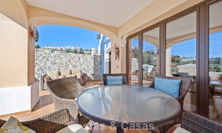 Spacious townhouse with beautiful golf and sea views for sale, in an exclusive golf urbanization in Benahavis - Marbella 775218 
