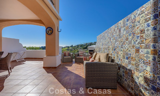 Spacious townhouse with beautiful golf and sea views for sale, in an exclusive golf urbanization in Benahavis - Marbella 775229 