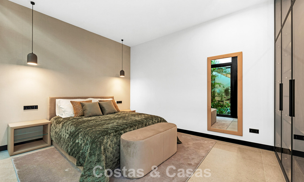 Sophisticated designer villa with magnificent sea views for sale in El Madroñal, Benahavis - Marbella 795636