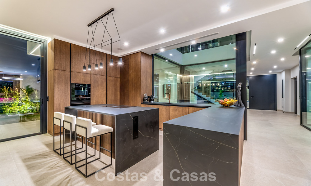 Sophisticated designer villa with magnificent sea views for sale in El Madroñal, Benahavis - Marbella 795646